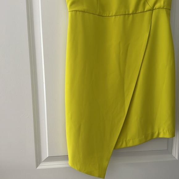 Worn once - Picture 2 of 3